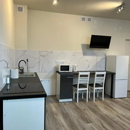 Etna 4 - -parking Osmeckiego 4 E -parking -garaz- Ряшів