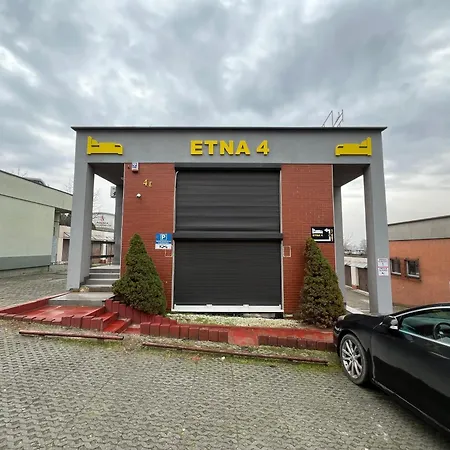 Etna 4 - -parking Osmeckiego 4 E -parking -garaz- Rzeszow
