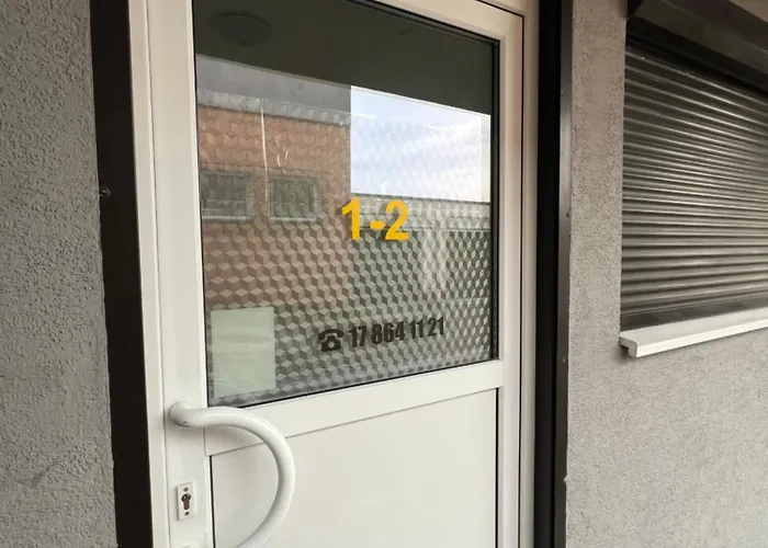 Διαμέρισμα Etna 4 - -parking Osmeckiego 4 E -parking - *